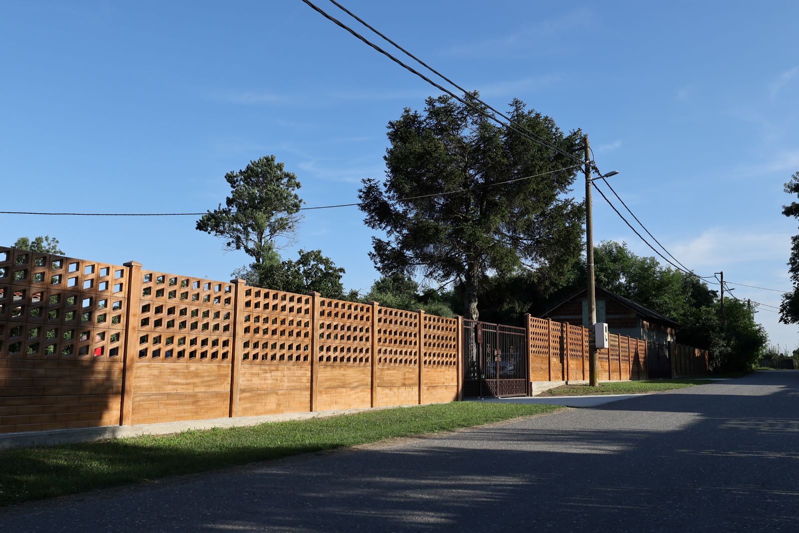 Ograda Cigla-Romboos 6